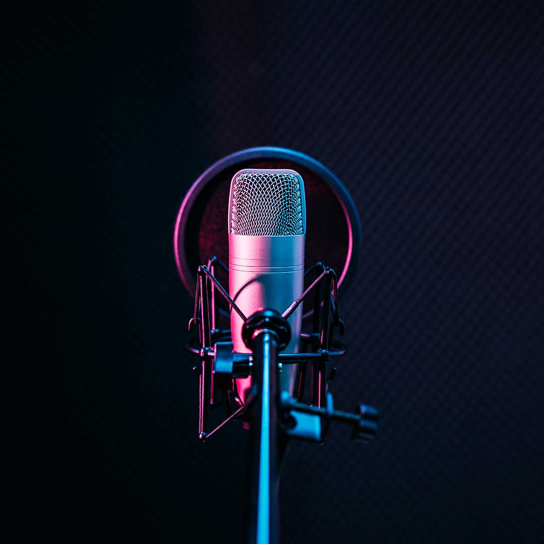Studiomikrofoni äänitystilassa